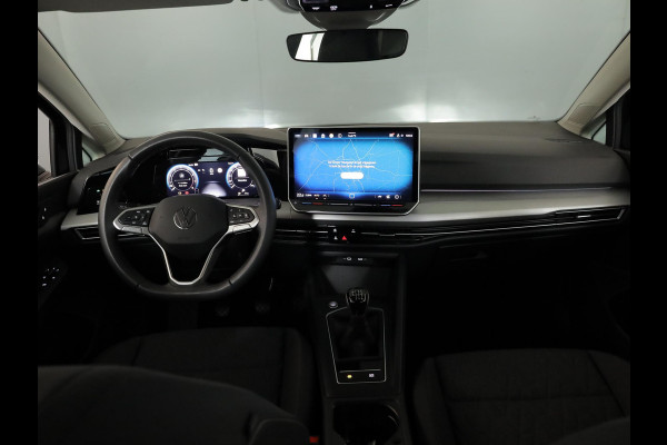 Volkswagen Golf Life Edition 1.5 TSI 116 pk | Verlengde garantie | Navigatie via App | Parkeersensoren | Adaptieve cruise control | LED koplampen |