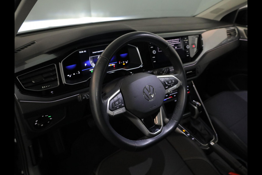 Volkswagen Taigo 1.5 TSI Style 150 pk Automaat (DSG) | Navigatie via App | Panoramadak | Parkeersensoren (Park assist) | Achteruitrijcamera | Adaptieve cruise control |