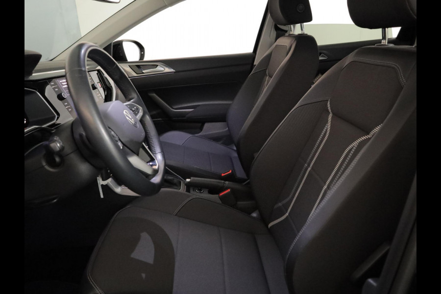 Volkswagen Taigo 1.5 TSI Style 150 pk Automaat (DSG) | Navigatie via App | Panoramadak | Parkeersensoren (Park assist) | Achteruitrijcamera | Adaptieve cruise control |