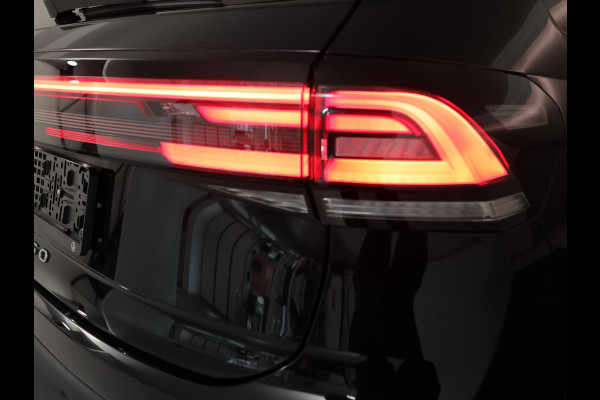 Volkswagen Taigo 1.5 TSI Style 150 pk Automaat (DSG) | Navigatie via App | Panoramadak | Parkeersensoren (Park assist) | Achteruitrijcamera | Adaptieve cruise control |