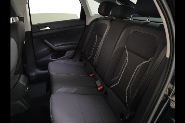Volkswagen Taigo 1.5 TSI Style 150 pk Automaat (DSG) | Navigatie via App | Panoramadak | Parkeersensoren (Park assist) | Achteruitrijcamera | Adaptieve cruise control |
