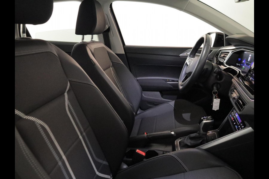 Volkswagen Taigo 1.5 TSI Style 150 pk Automaat (DSG) | Navigatie via App | Panoramadak | Parkeersensoren (Park assist) | Achteruitrijcamera | Adaptieve cruise control |