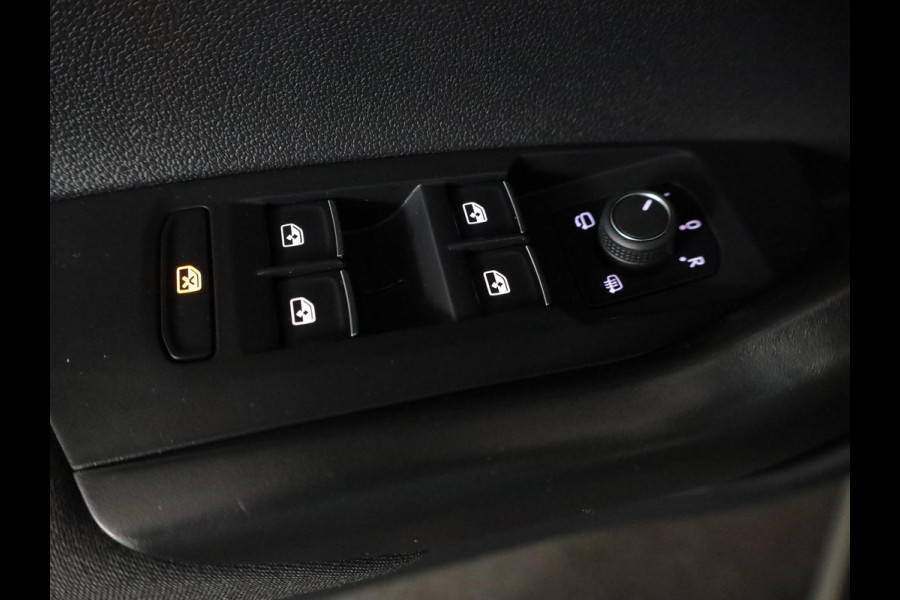 Volkswagen Taigo 1.5 TSI Style 150 pk Automaat (DSG) | Navigatie via App | Panoramadak | Parkeersensoren (Park assist) | Achteruitrijcamera | Adaptieve cruise control |