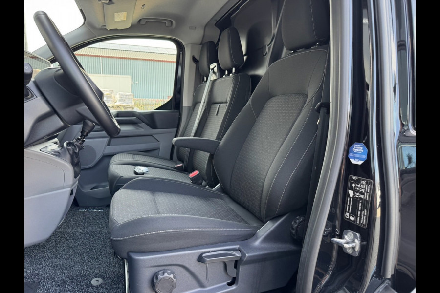 Ford Transit Custom 320 2.0 TDCI L1H1 Trend 136pk | Navi | Carplay | Camera | BLIS | ACC | Winterpack | Betonplex | GARANTIE 2028