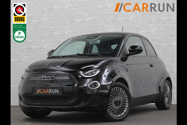 Fiat 500 e Icon 42 kWh | LED | Carplay | 93,5 SoH | Achteruitrij-Camera | Stoelverwarming | Cruise Control | DAB | PDC V+A | Dodehoek Detectie | Digitaal Display | Lane Assist | DAB Radio | Navi |