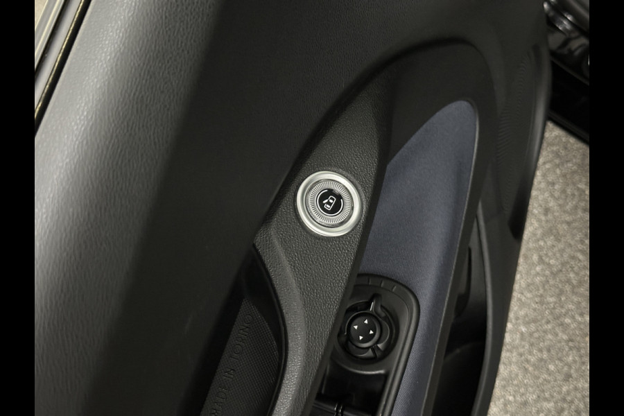 Fiat 500 e Icon 42 kWh | LED | Carplay | 93,5 SoH | Achteruitrij-Camera | Stoelverwarming | Cruise Control | DAB | PDC V+A | Dodehoek Detectie | Digitaal Display | Lane Assist | DAB Radio | Navi |