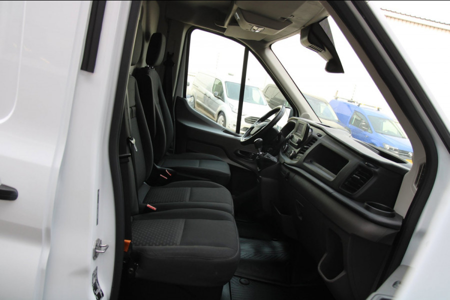 Ford Transit 310 2.0 TDCI 130PK L3H2 Trend / Camera / Cruise / 3 zits / Multi stuur