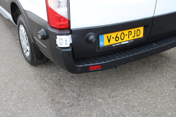 Ford Transit 310 2.0 TDCI 130PK L3H2 Trend / Camera / Cruise / 3 zits / Multi stuur