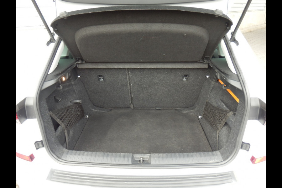 Škoda Kamiq TSI Business Ed.*| Automaat | Navi | Apple carpl / Andr. Auto |