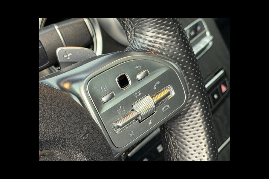 Mercedes-Benz GLC 300e | AMG / PANO / VOL!