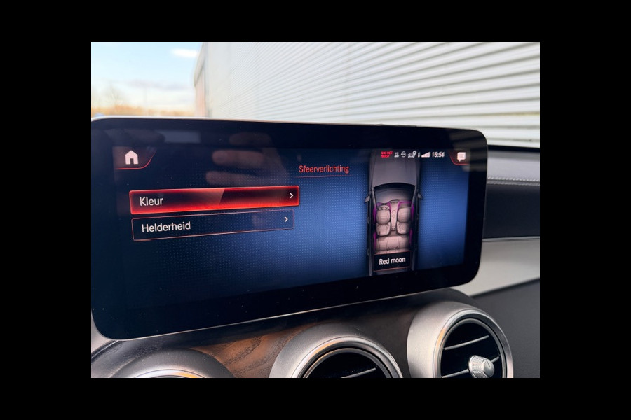 Mercedes-Benz GLC 300e | AMG / PANO / VOL!