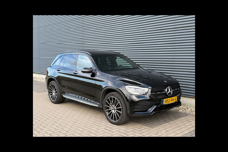 Mercedes-Benz GLC 300e | AMG / PANO / VOL!