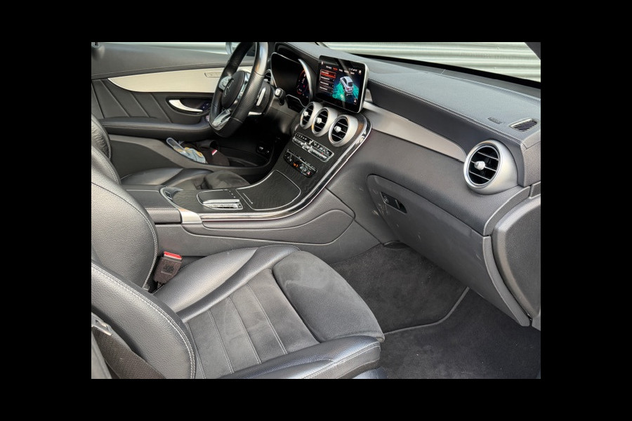 Mercedes-Benz GLC 300e | AMG / PANO / VOL!