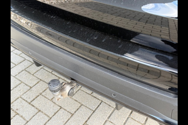 Mercedes-Benz GLC 300e | AMG / PANO / VOL!