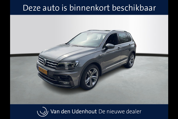 Volkswagen Tiguan 1.5 TSI 150pkAutomaat Highline Business R / Panoramadak / Camera / LED