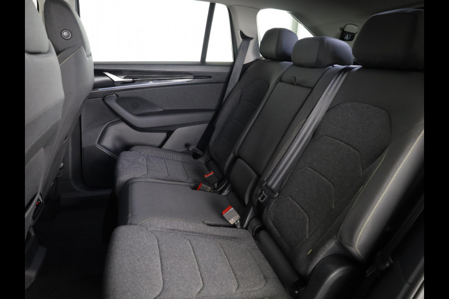 Škoda Kodiaq 1.5 TSI MHEV Business Edition 7p. 150pk | Elektrisch verstelbare bestuurdersstoel | Trekhaak wegklapbaar | Winterpakket | 18 inch Lichtmetalen velgen |
