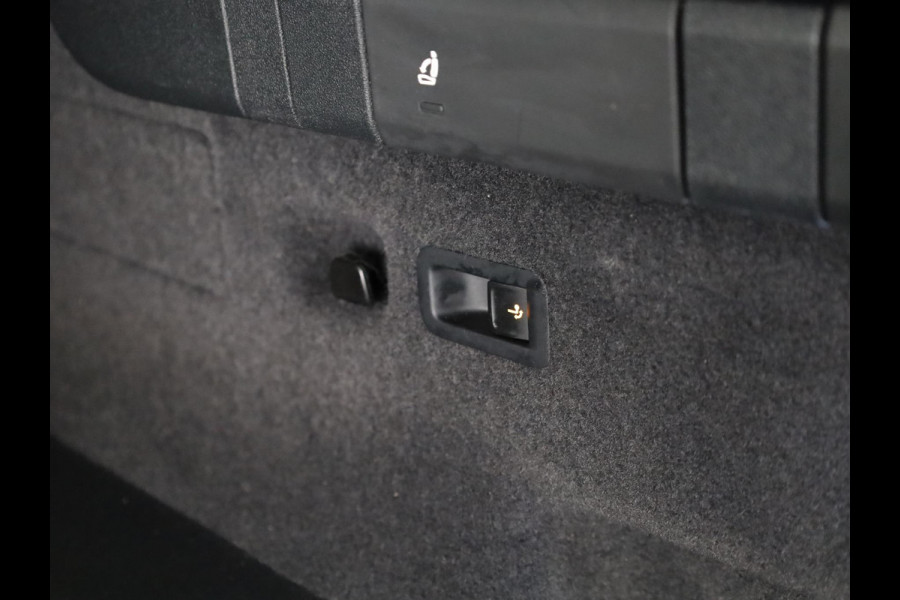 Škoda Kodiaq 1.5 TSI MHEV Business Edition 7p. 150pk | Elektrisch verstelbare bestuurdersstoel | Trekhaak wegklapbaar | Winterpakket | 18 inch Lichtmetalen velgen |