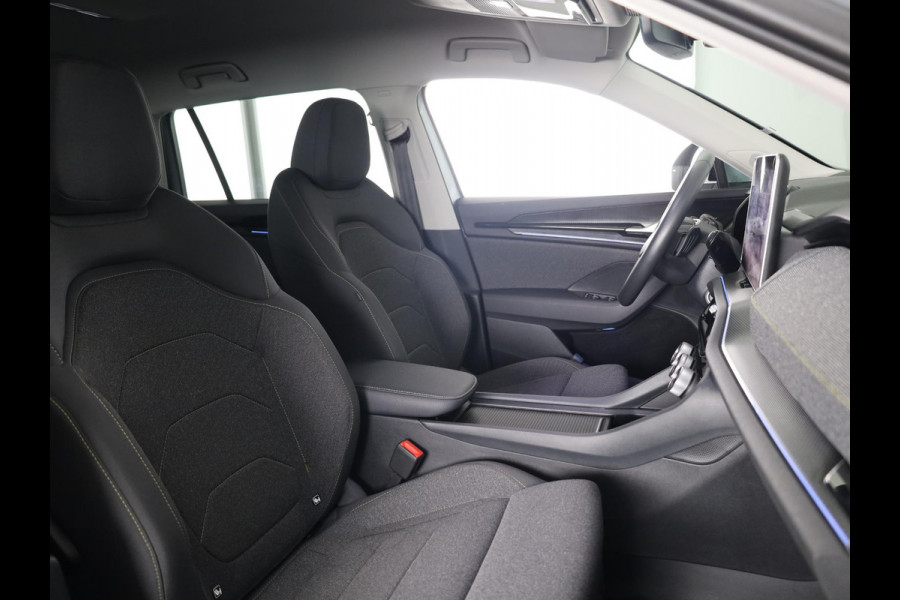 Škoda Kodiaq 1.5 TSI MHEV Business Edition 7p. 150pk | Elektrisch verstelbare bestuurdersstoel | Trekhaak wegklapbaar | Winterpakket | 18 inch Lichtmetalen velgen |