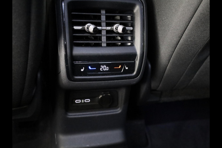 Škoda Kodiaq 1.5 TSI MHEV Business Edition 7p. 150pk | Elektrisch verstelbare bestuurdersstoel | Trekhaak wegklapbaar | Winterpakket | 18 inch Lichtmetalen velgen |