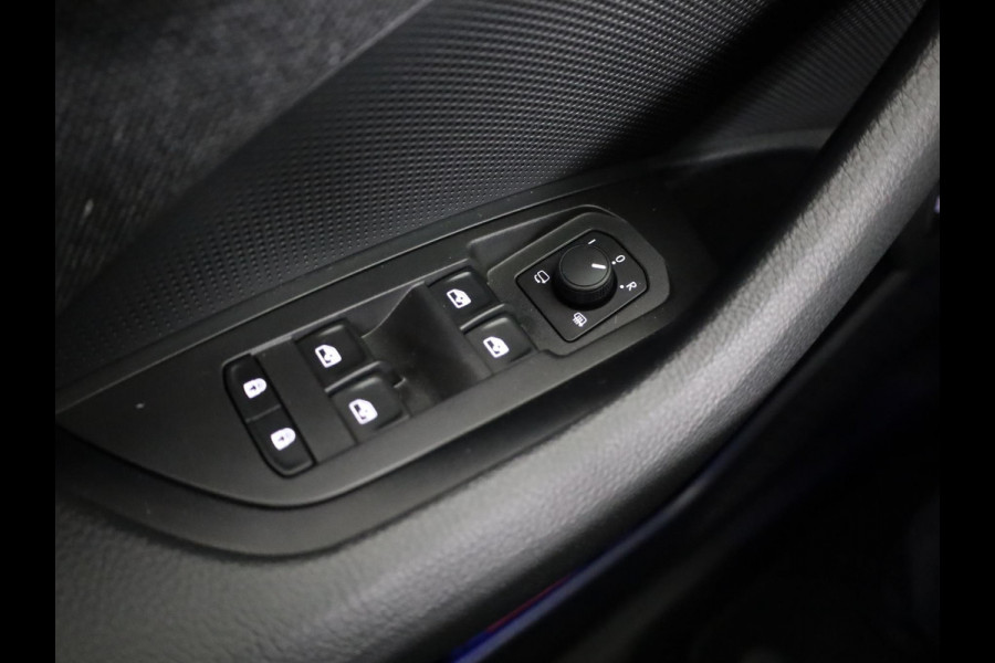 Škoda Kodiaq 1.5 TSI MHEV Business Edition 7p. 150pk | Elektrisch verstelbare bestuurdersstoel | Trekhaak wegklapbaar | Winterpakket | 18 inch Lichtmetalen velgen |