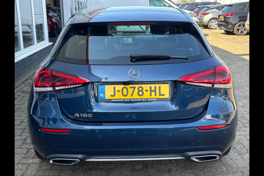 Mercedes-Benz A-Klasse 160 Business Solution Luxury | Sfeerverlichting | Mbux | Leer | Stoelverwarming
