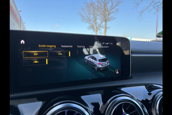 Mercedes-Benz A-Klasse 160 Business Solution Luxury | Sfeerverlichting | Mbux | Leer | Stoelverwarming