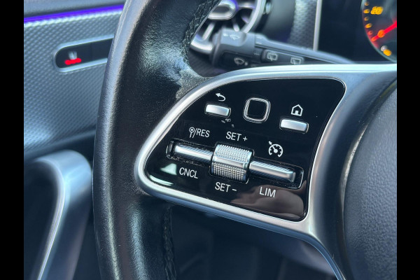 Mercedes-Benz A-Klasse 160 Business Solution Luxury | Sfeerverlichting | Mbux | Leer | Stoelverwarming