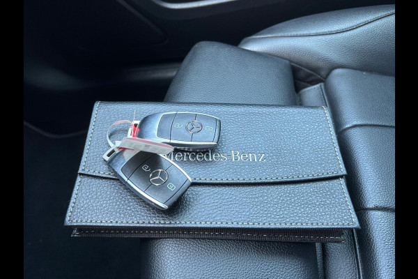 Mercedes-Benz A-Klasse 160 Business Solution Luxury | Sfeerverlichting | Mbux | Leer | Stoelverwarming