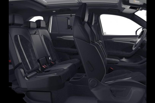 Škoda Kodiaq 1.5 TSI MHEV Sportline Business 7p | Panoramadak | Trekhaak | Light & View | Elek. bestuurdersstoel | Adaptive Cruise | Blind Spot |