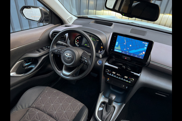 Toyota Yaris Cross 1.5 Hybrid Executive | Bi-Tone | Trekhaak | Head Up | Dodehoek Sensoren | Prijs Rijklaar!!