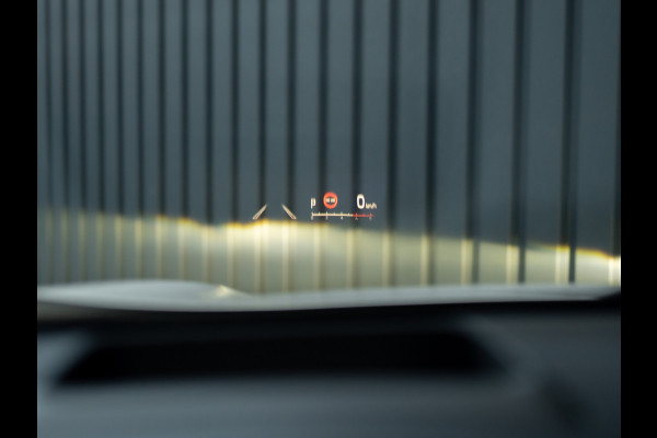 Toyota Yaris Cross 1.5 Hybrid Executive | Bi-Tone | Trekhaak | Head Up | Dodehoek Sensoren | Prijs Rijklaar!!