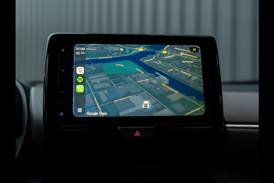 Toyota Yaris Cross 1.5 Hybrid Executive | Bi-Tone | Trekhaak | Head Up | Dodehoek Sensoren | Prijs Rijklaar!!