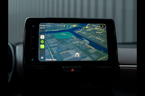 Toyota Yaris Cross 1.5 Hybrid Executive | Bi-Tone | Trekhaak | Head Up | Dodehoek Sensoren | Prijs Rijklaar!!