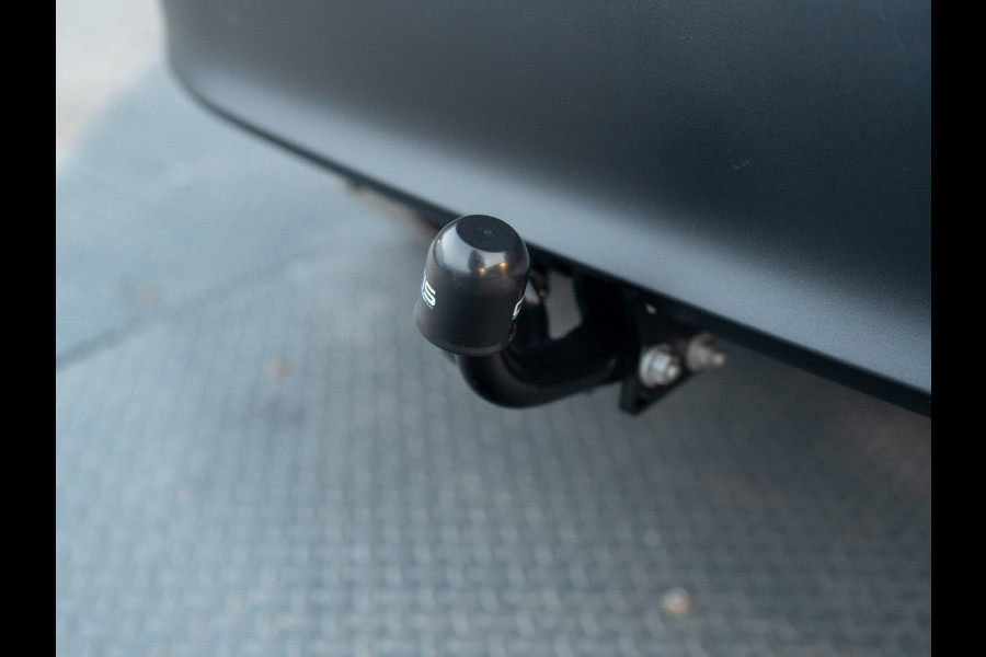 Toyota Yaris Cross 1.5 Hybrid Executive | Bi-Tone | Trekhaak | Head Up | Dodehoek Sensoren | Prijs Rijklaar!!