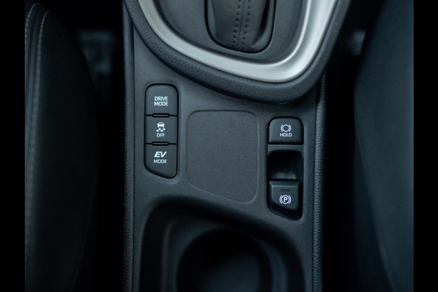 Toyota Yaris Cross 1.5 Hybrid Executive | Bi-Tone | Trekhaak | Head Up | Dodehoek Sensoren | Prijs Rijklaar!!