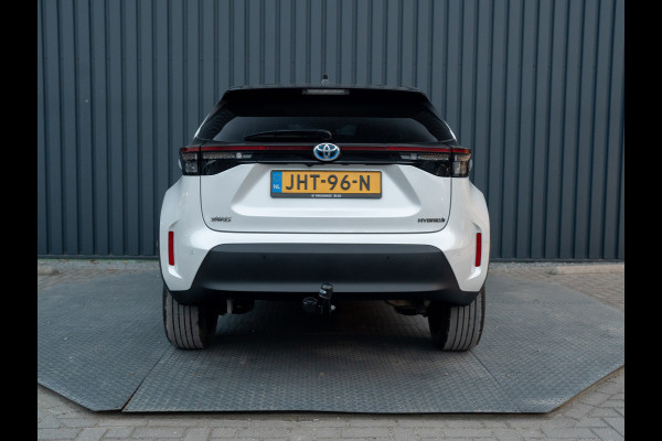Toyota Yaris Cross 1.5 Hybrid Executive | Bi-Tone | Trekhaak | Head Up | Dodehoek Sensoren | Prijs Rijklaar!!