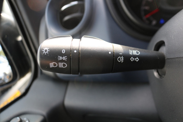 Opel Vivaro 1.6 CDTI 120pk L2 H1 Airco Imperiaal