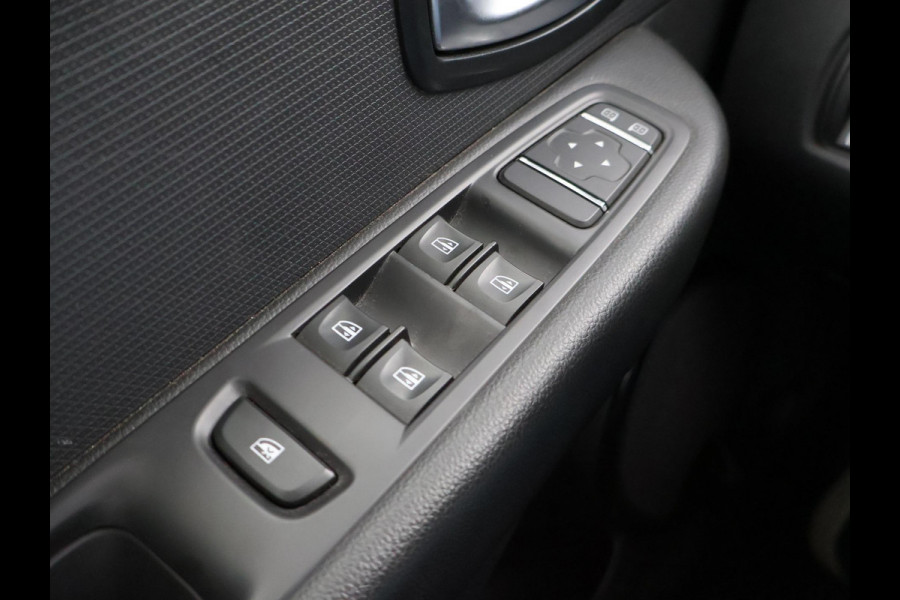 Renault Clio 0.9 TCe LIMITED HATCHBACK + NAVIGATIE | LMV | BASS REFLEX AUDIO | CRUISE CONTROL