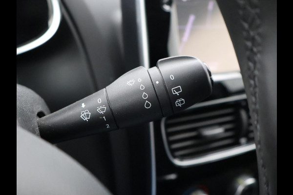Renault Clio 0.9 TCe LIMITED HATCHBACK + NAVIGATIE | LMV | BASS REFLEX AUDIO | CRUISE CONTROL