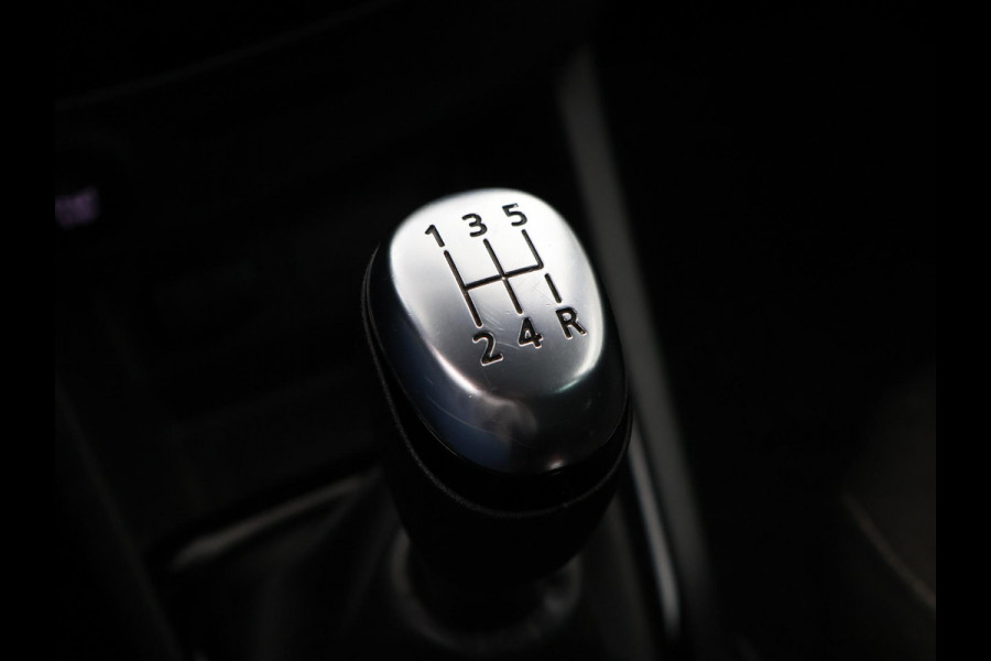 Renault Clio 0.9 TCe LIMITED HATCHBACK + NAVIGATIE | LMV | BASS REFLEX AUDIO | CRUISE CONTROL