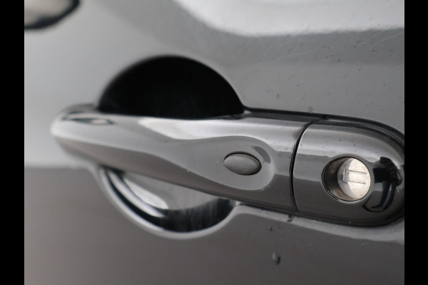 Renault Clio 0.9 TCe LIMITED HATCHBACK + NAVIGATIE | LMV | BASS REFLEX AUDIO | CRUISE CONTROL