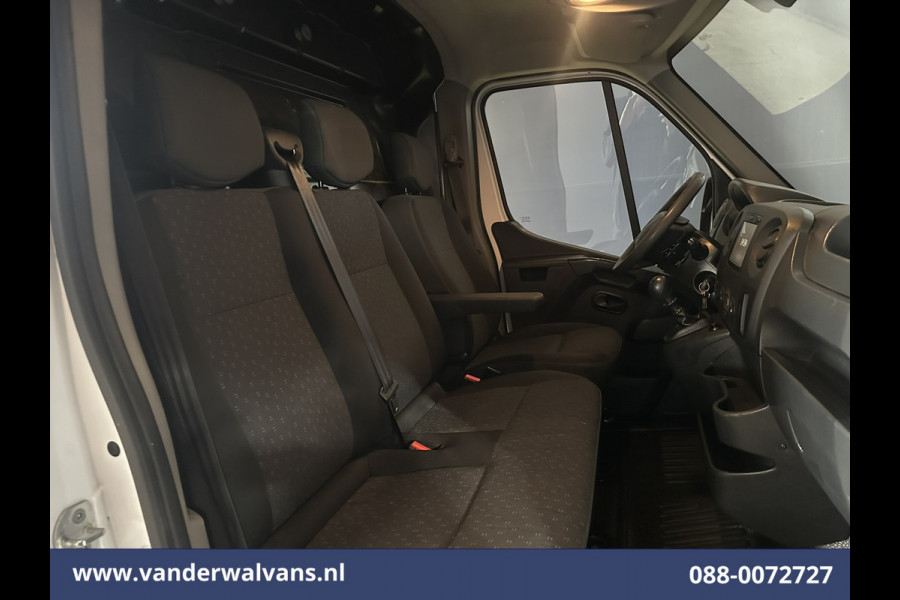 Opel Movano 2.3 CDTI 146pk L2H2 Euro6 Airco | Imperiaal | Navigatie | Camera | Cruisecontrol | 2500kg Trekhaak Parkeersensoren, Trap, Bijrijdersbank
