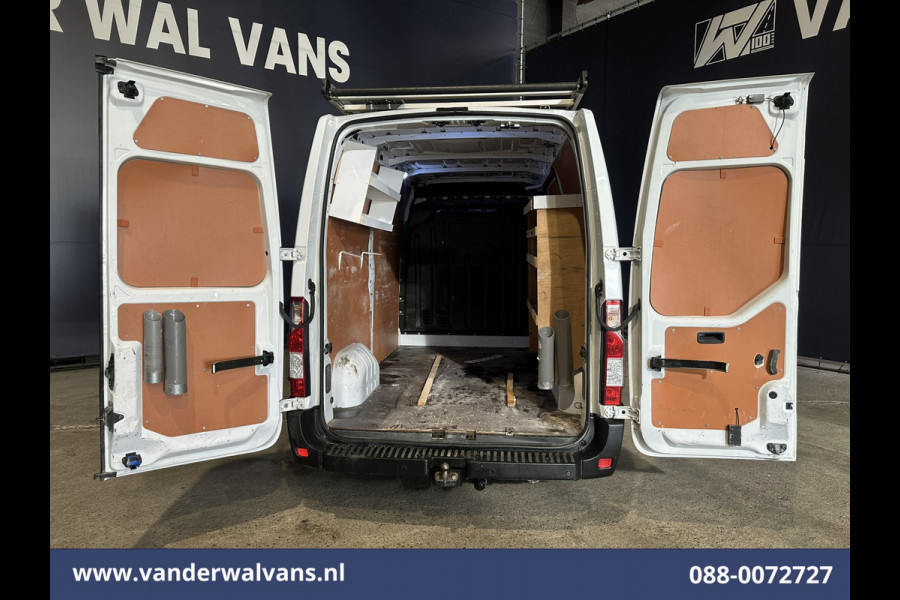 Opel Movano 2.3 CDTI 146pk L2H2 Euro6 Airco | Imperiaal | Navigatie | Camera | Cruisecontrol | 2500kg Trekhaak Parkeersensoren, Trap, Bijrijdersbank