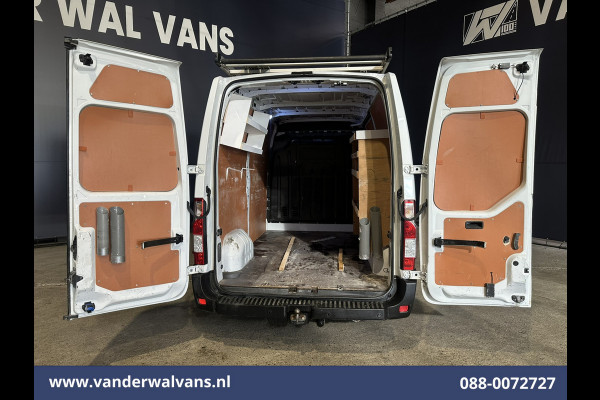 Opel Movano 2.3 CDTI 146pk L2H2 Euro6 Airco | Imperiaal | Navigatie | Camera | Cruisecontrol | 2500kg Trekhaak Parkeersensoren, Trap, Bijrijdersbank