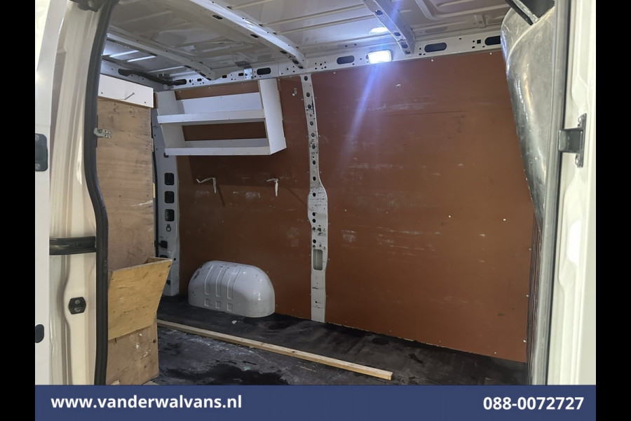 Opel Movano 2.3 CDTI 146pk L2H2 Euro6 Airco | Imperiaal | Navigatie | Camera | Cruisecontrol | 2500kg Trekhaak Parkeersensoren, Trap, Bijrijdersbank