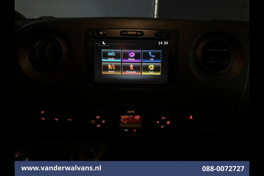 Opel Movano 2.3 CDTI 146pk L2H2 Euro6 Airco | Imperiaal | Navigatie | Camera | Cruisecontrol | 2500kg Trekhaak Parkeersensoren, Trap, Bijrijdersbank