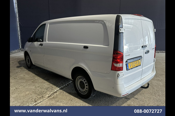 Mercedes-Benz Vito 114 CDI 136pk L2H1 Euro6 Airco | Navigatie | Camera | Cruisecontrol | Stoelverwarming Parkeersensoren, Trekhaak, Bijrijdersbank