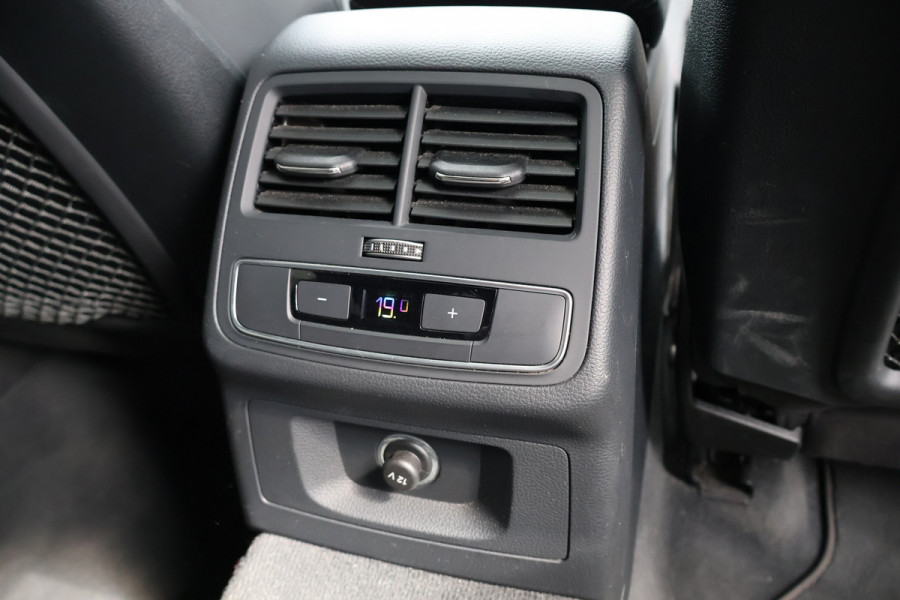 Audi A4 Allroad 45 TFSI quattro S edition ADAPTIVE CRUISE | DRIVE SELECT | STOELVERWARMING | ELEKTRISCHE ACHTERKLEP | ACHTERUITRIJCAMERA | APPLE CARPLAY