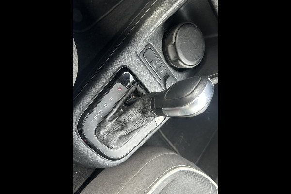 Seat Mii Electric electric Plus STOELVERWARMING| RIJKLAARPRIJS INCL. 12 MND BOVAG GARANTIE| DAB AUDIO | BLUETOOTH| PARKEERSENSOREN ACHTER| CRUISE CONTROL