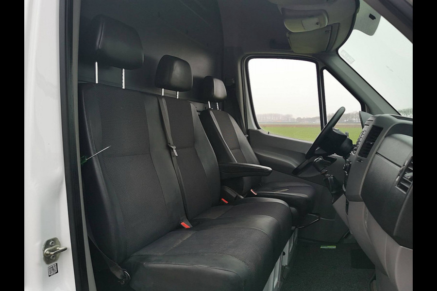 Mercedes-Benz Sprinter 314 L2H2 Airco 2.8T-Trekhaak Imperiaal-Trap Euro6 MF-Stuurwiel!
